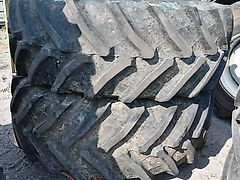Trelleborg 2 gebrauchte Traktor Hinterräder 600/65 R 38 Trelleborg TM 800