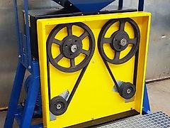 KMZ Getreidequetsche / Malzmühle D400 2xMotor 4kw