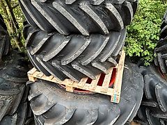 Michelin Reifen VF 710/60R38 +VF 600/60R28 mit Felgen