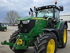 John Deere 6195R with extra high specification