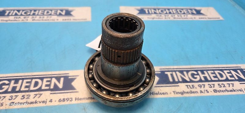 New Holland 8340 (Spare part/Reservedel/Ersatzteil)