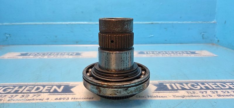 New Holland 8340 (Spare part/Reservedel/Ersatzteil)