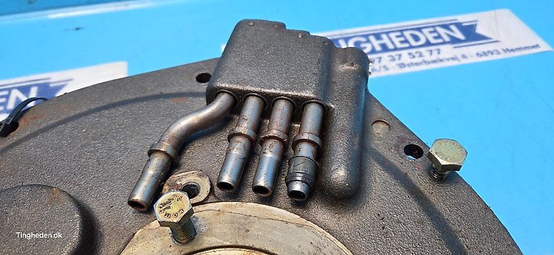 New Holland 8340 (Spare part/Reservedel/Ersatzteil)