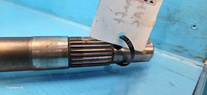 New Holland 8340 (Spare part/Reservedel/Ersatzteil)