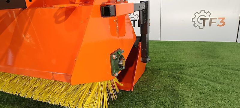 Metal-Technik Kerhmaschine Kehrb[rste 1,8 M Euro Dreipunkt