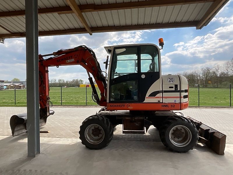 Schaeff HML 32