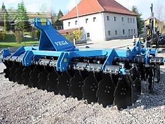 Agro-Tom profi line vega - kurzscheibenegge 3m