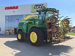 John Deere 8300