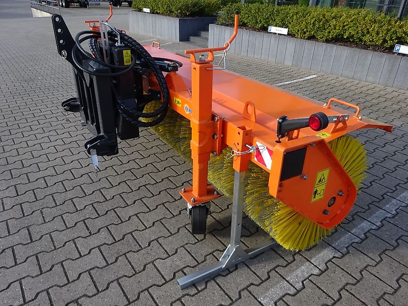 Pronar Kehrmaschine ZM-28H, 2800 mm, 650 mm Ø, NEU