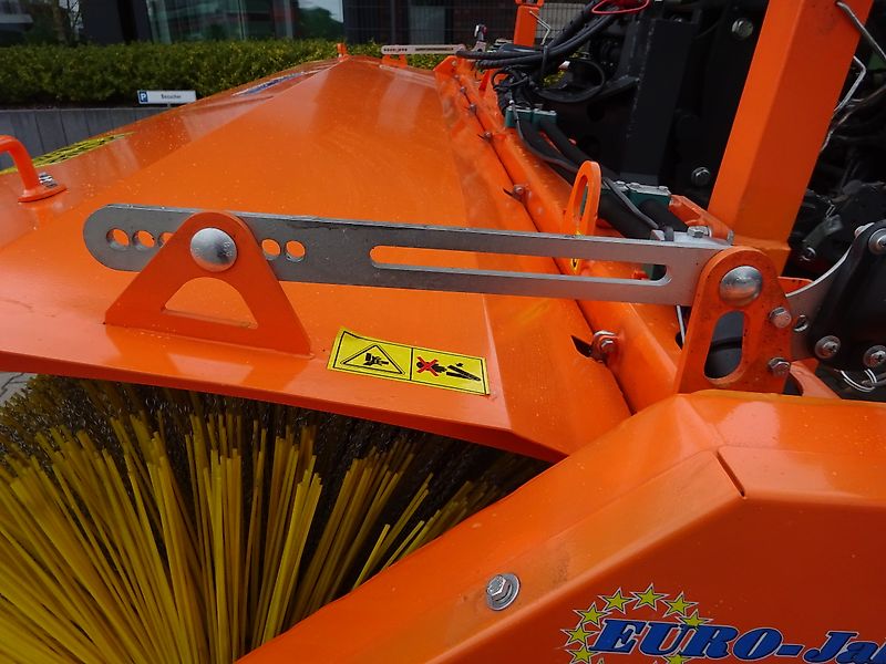 Pronar Kehrmaschine ZM-28H, 2800 mm, 650 mm Ø, NEU