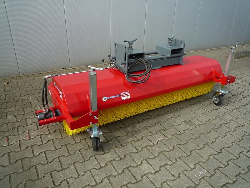 EURO-Jabelmann Kehrmaschine, Staplerkehrmaschine V 1751 GSKM, 1,75 m NEU