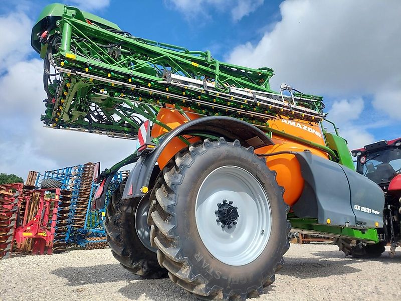 Amazone UX 8601 -30m- 25cm dyseafstand