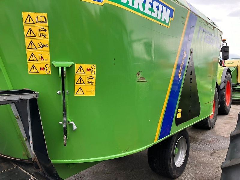 MAGNUM 2000 + 1X MESSERSATZ