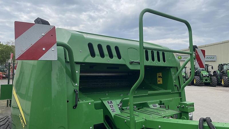 John Deere RUNDBALLENPRESSE F441R