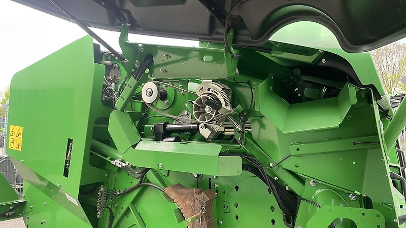 John Deere RUNDBALLENPRESSE F441R