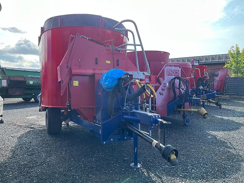 Siloking Vertikal Futtermischwagen 12m³ mit Strohgebläse