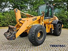 Case 721D shovel