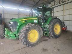 John Deere 7930