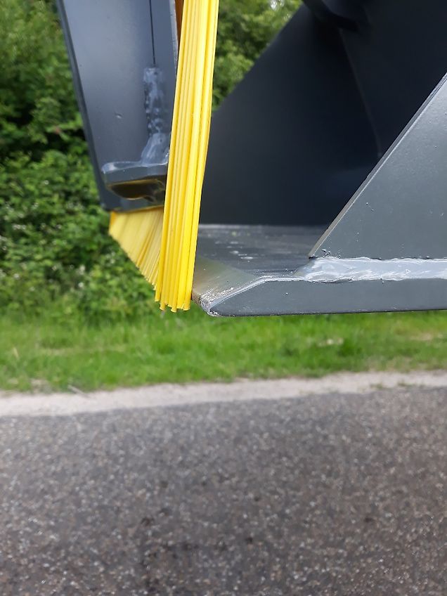 Bressel und Lade Sammelschaufel L88