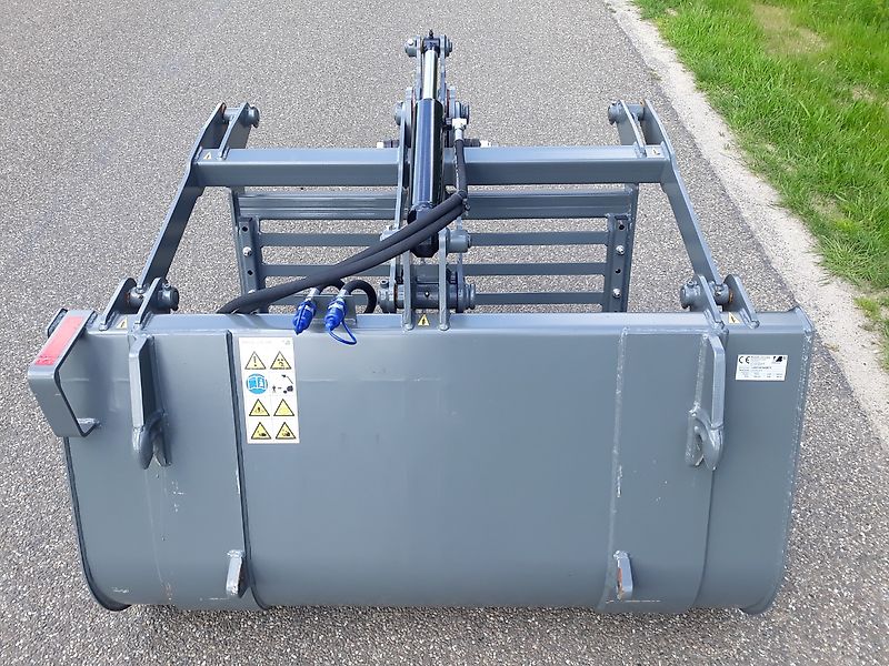 Bressel und Lade Sammelschaufel L88