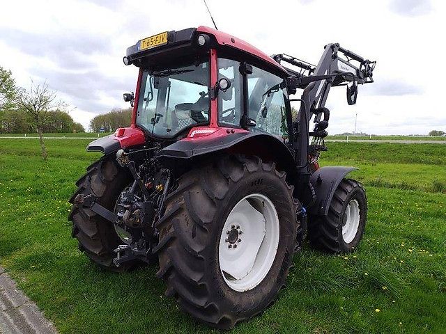 Valtra A 114 HT4