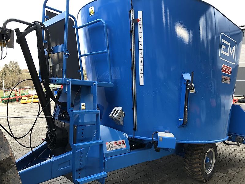 Euromilk Futtermischwagen Rino FX 1000-Vollausstattung