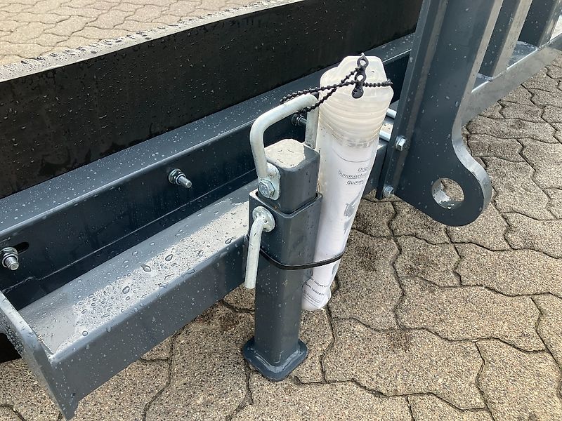 Saphir Gummischieber MS 275