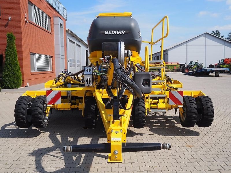 Bednar OMEGA OO 4000L