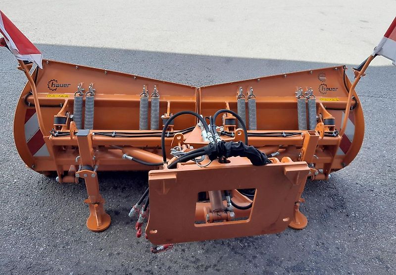 Hauer SRS-2L 2600 Schneepflug
