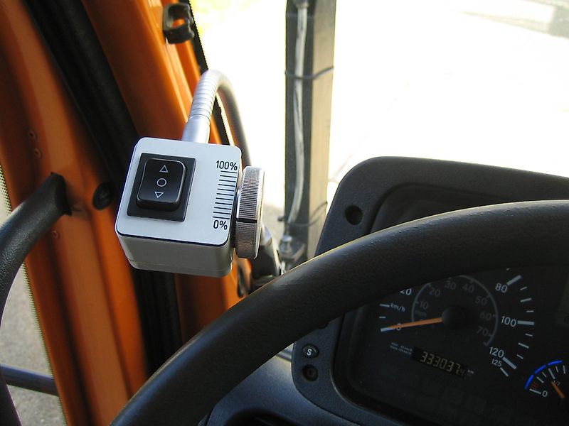 Mercedes-Benz U 400 Bluetec 5, 175kW/238PS, Hydrostat und Wechsellenkung, Getriebe u. Kupplung neu