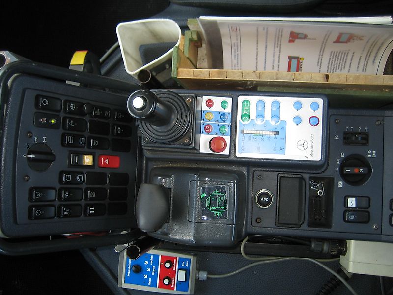 Mercedes-Benz U 400 Bluetec 5, 175kW/238PS, Hydrostat und Wechsellenkung, Getriebe u. Kupplung neu