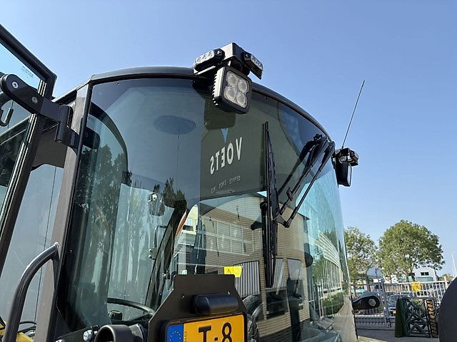 New Holland W80C LONG REACH SHOVEL (DEMO)