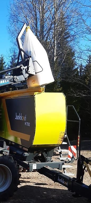 Junkkari W700