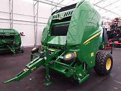 John Deere 451M