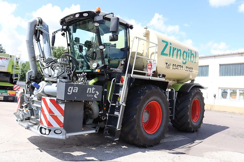 Claas XERION 3800 SADDLE TRAC+SGT