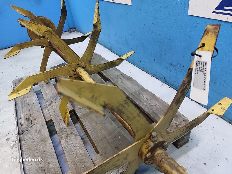 New Holland TX68 (Spare part/Reservedel/Ersatzteil)