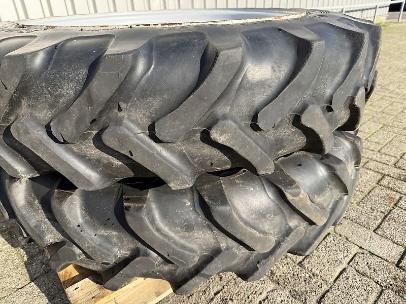 Alliance 270/95R48 + 270/95R32 cultuurwielen