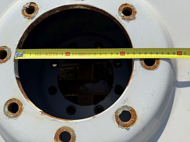 Alliance 270/95R48 + 270/95R32 cultuurwielen