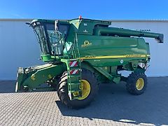 John Deere 9780 CTS HILLMASTER