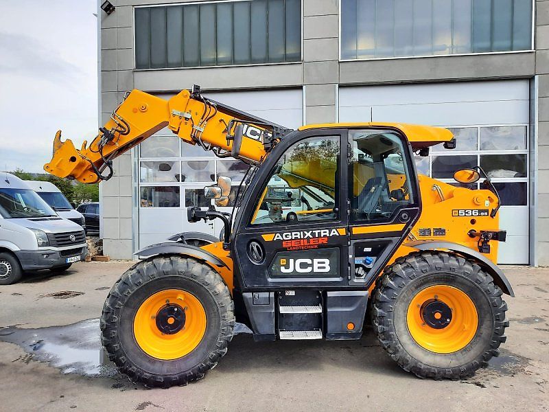 JCB 536-95 Agri Xtra Q-Fit