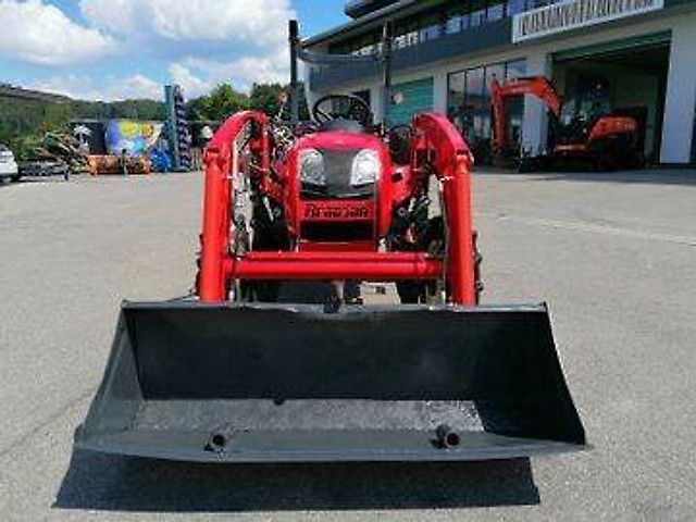 Branson 3100 inkl. Frontlader und Schaufel