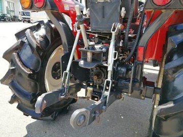 Branson 3100 inkl. Frontlader und Schaufel