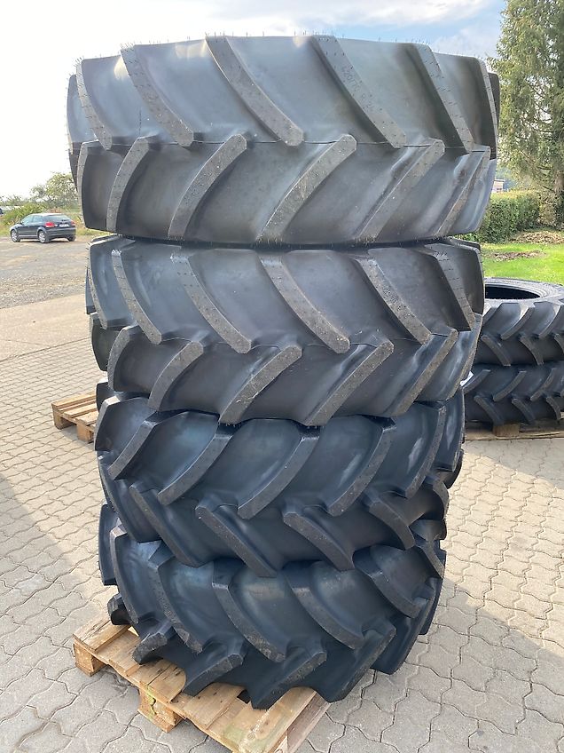 Continental 480/70R24 Tractor 70
