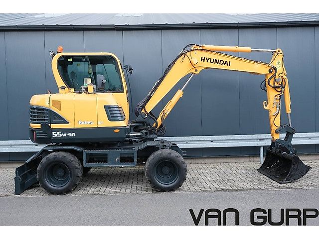 Hyundai Robex 55W-9A | 2017 | 2636h |