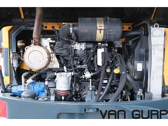 Hyundai Robex 55W-9A | 2017 | 2636h |