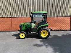John Deere 2032R