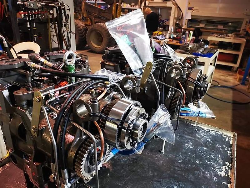 New Holland Reparatur Hydraulikpumpen Fahrantriebe Hydrostatischer Antrieb stufenlose Getriebe