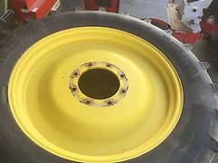 Räder John Deere 270/95R32, 320/95R46