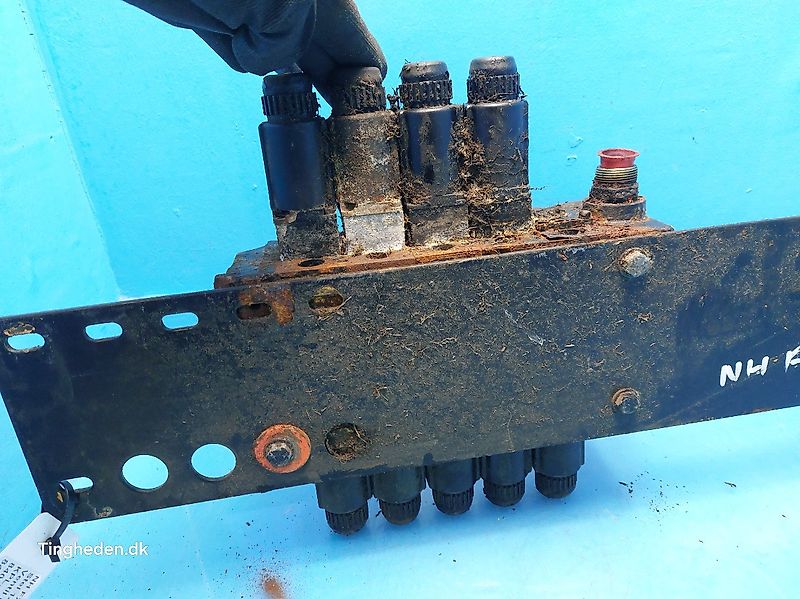 New Holland FX38 (Spare part/Reservedel/Ersatzteil)