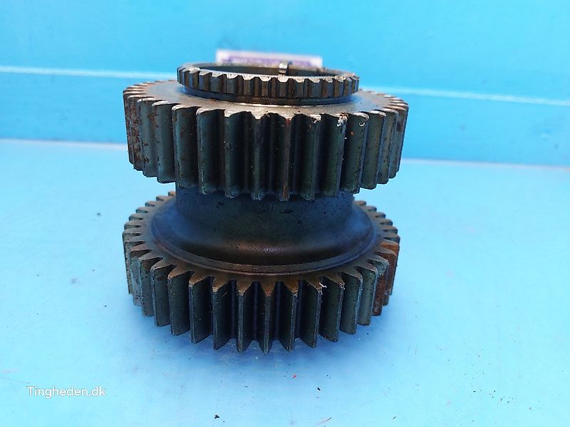 New Holland 8340 (Spare part/Reservedel/Ersatzteil)